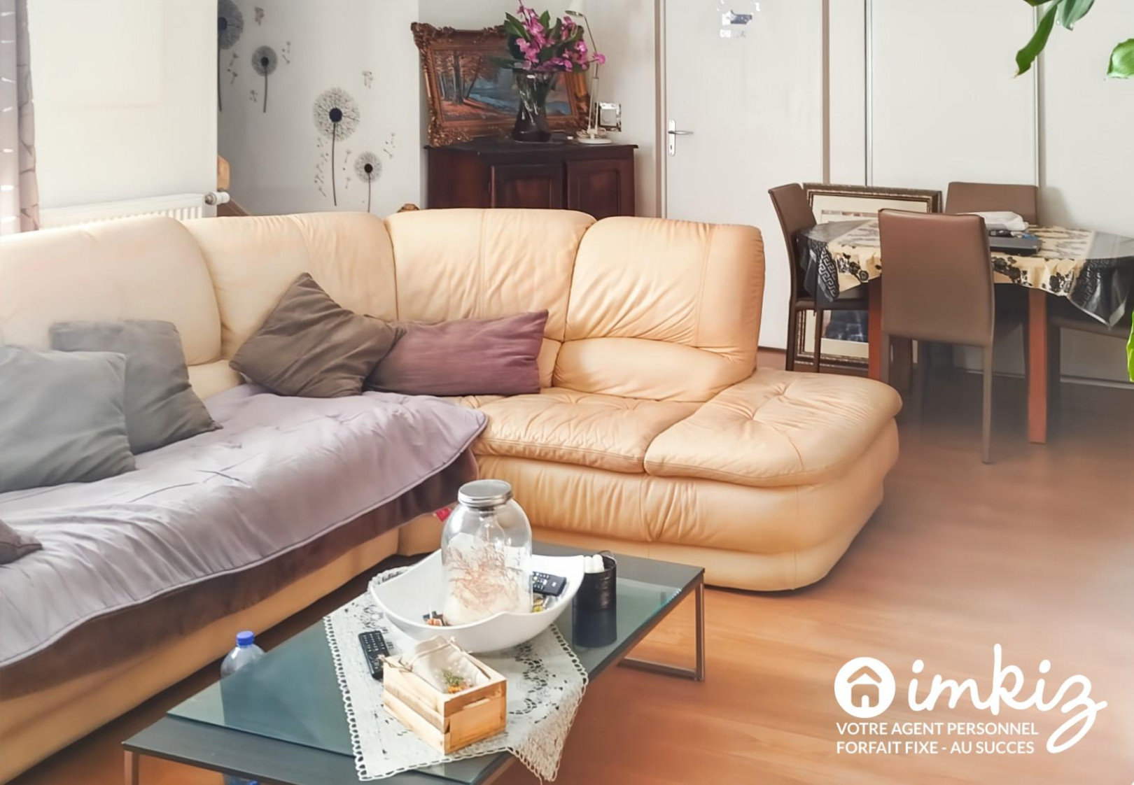 
                                                Vente
                                                 Duplex 5 pièces dernier étage avec terrasse