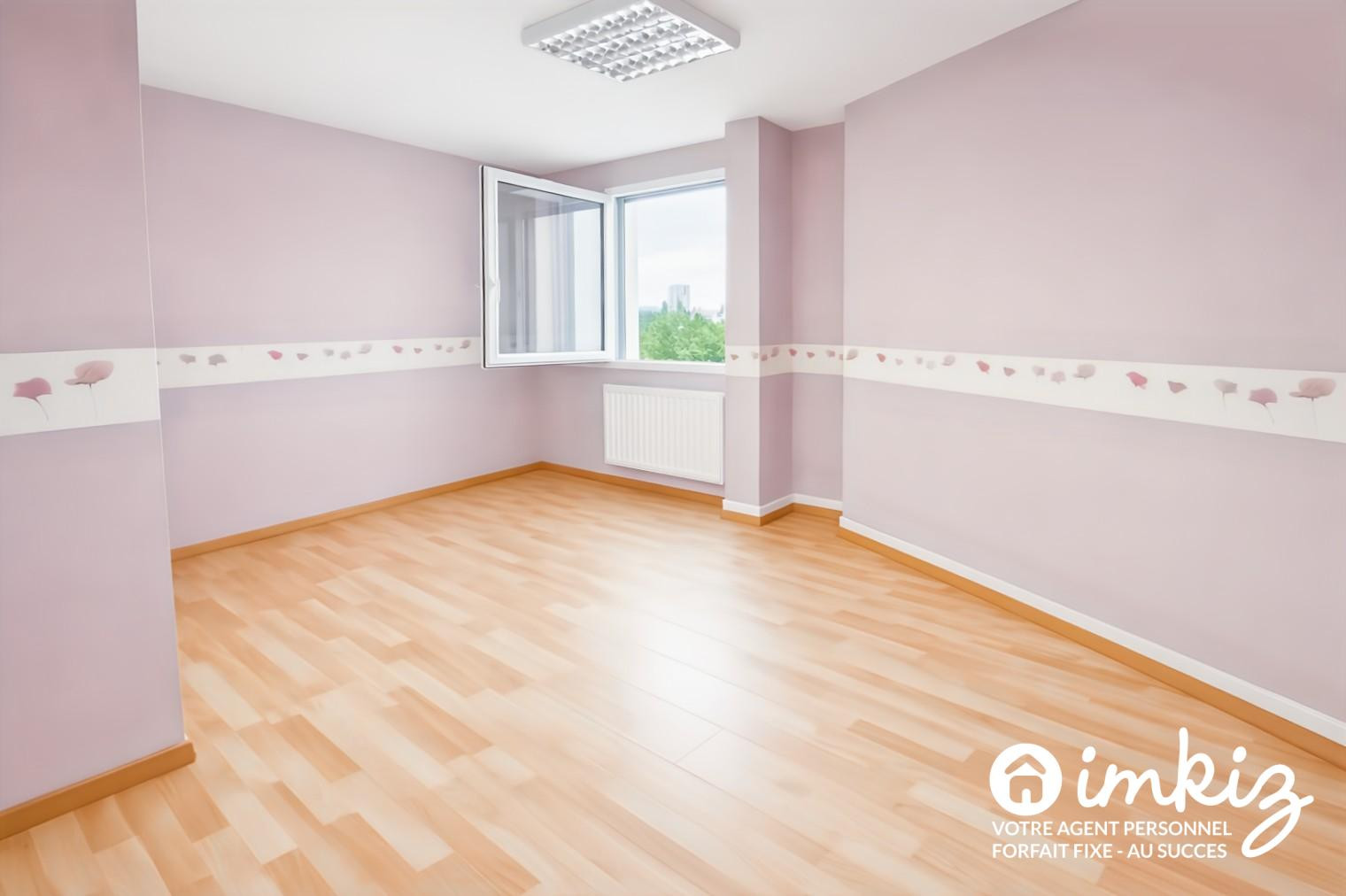 
                                                Vente
                                                 Duplex 6 pièces avec terrasse à Besançon - 123 m2