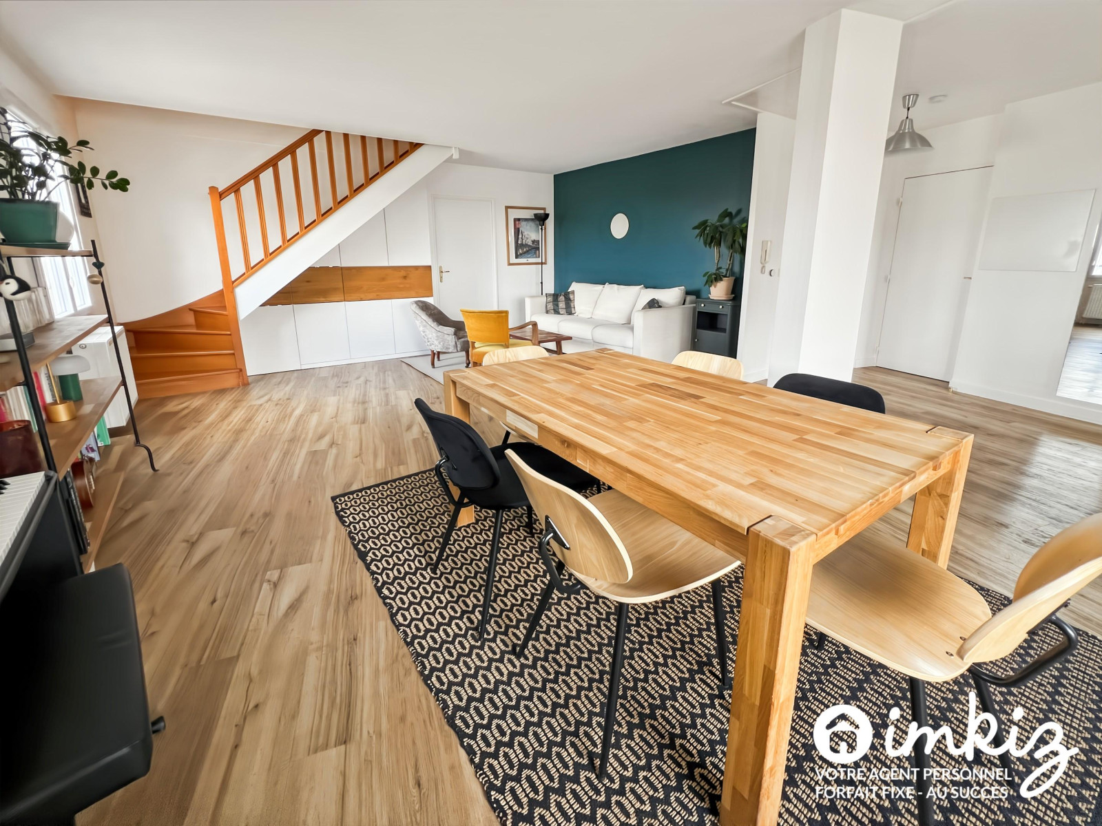 
                                                Vente
                                                 Duplex 99m² rénové, terrasse - climatisé - 2 boxes