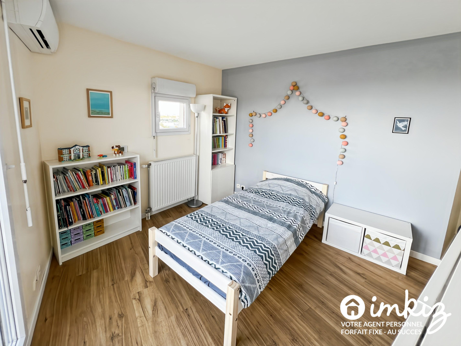 
                                                Vente
                                                 Duplex 99m² rénové, terrasse - climatisé - 2 boxes