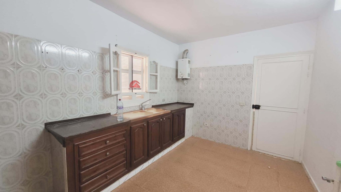 
                                                Vente
                                                 DUPLEX À HOUMT SOUK DJERBA ZU - RÉF V686