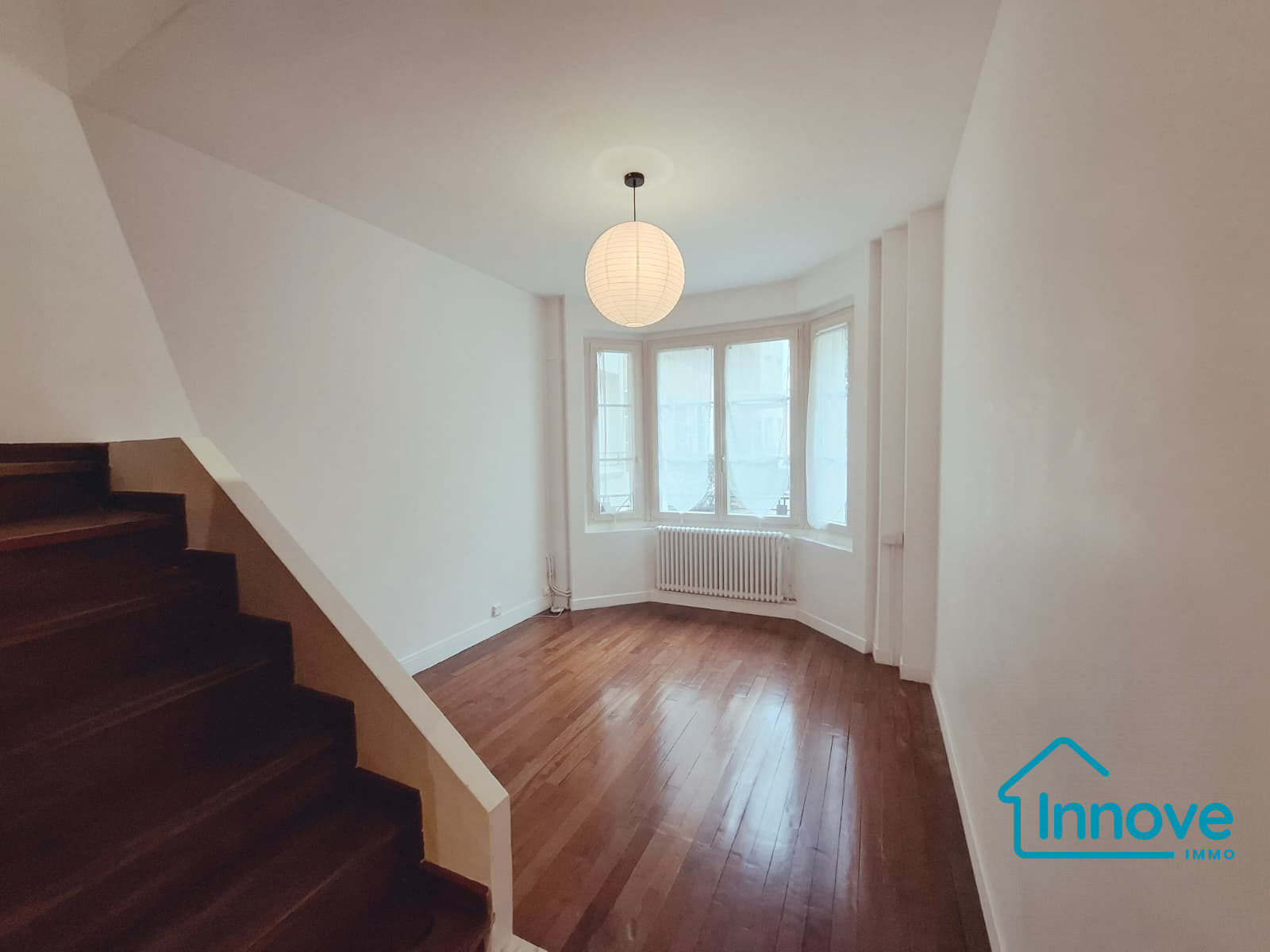 
                                                Location
                                                 Duplex à louer – Viroflay centre-ville, gare rive Gauche