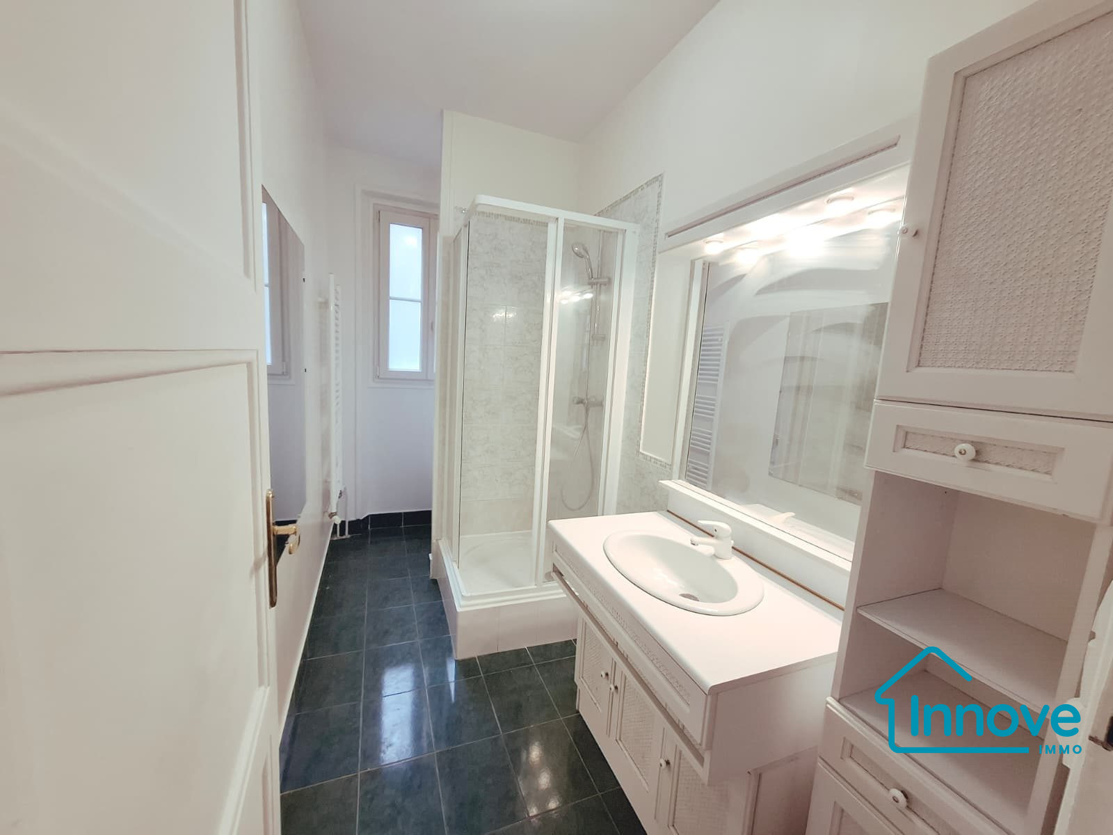 
                                                Location
                                                 Duplex à louer – Viroflay centre-ville, gare rive Gauche