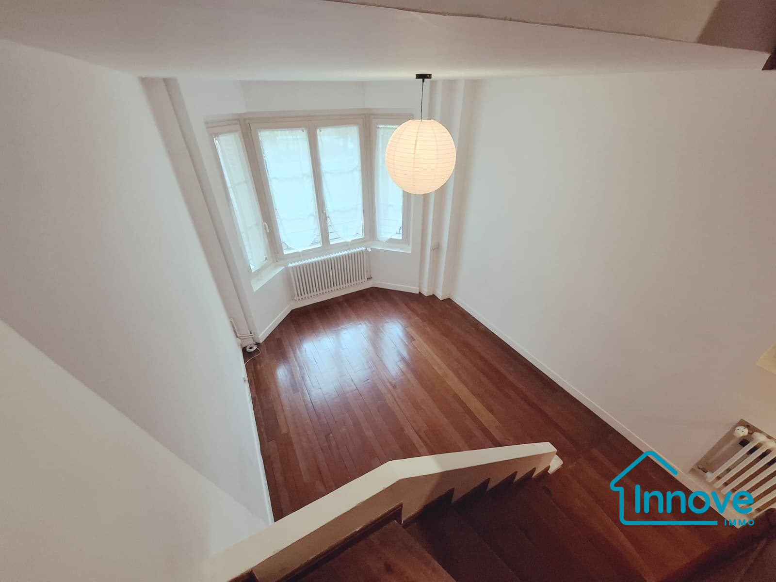 
                                                Location
                                                 Duplex à louer – Viroflay centre-ville, gare rive Gauche