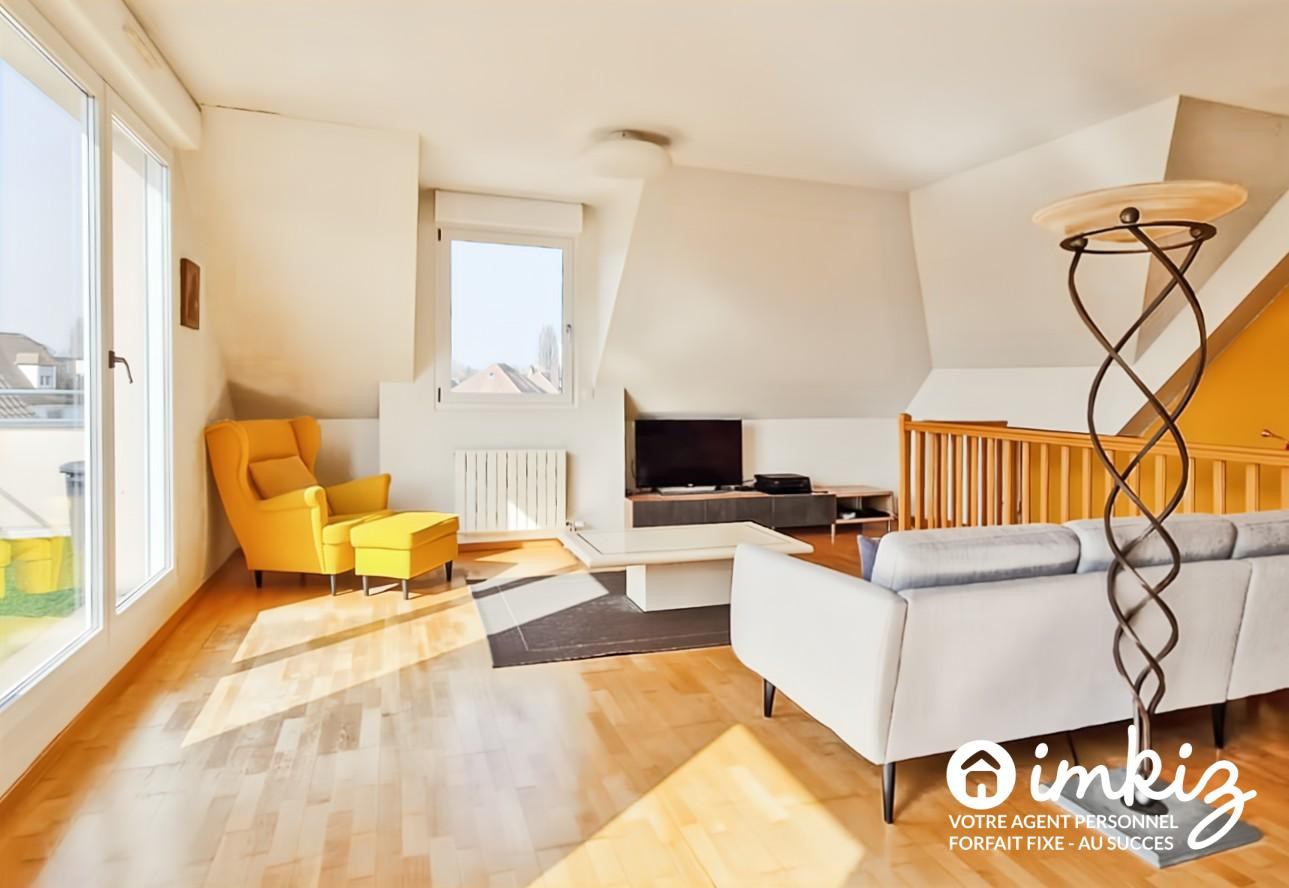 
                                                Vente
                                                 Duplex attique 5P terrasse 2 garages- 156m² au sol