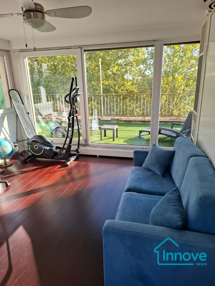 
                                                Vente
                                                 Duplex avec Rooftop et vue d'exception