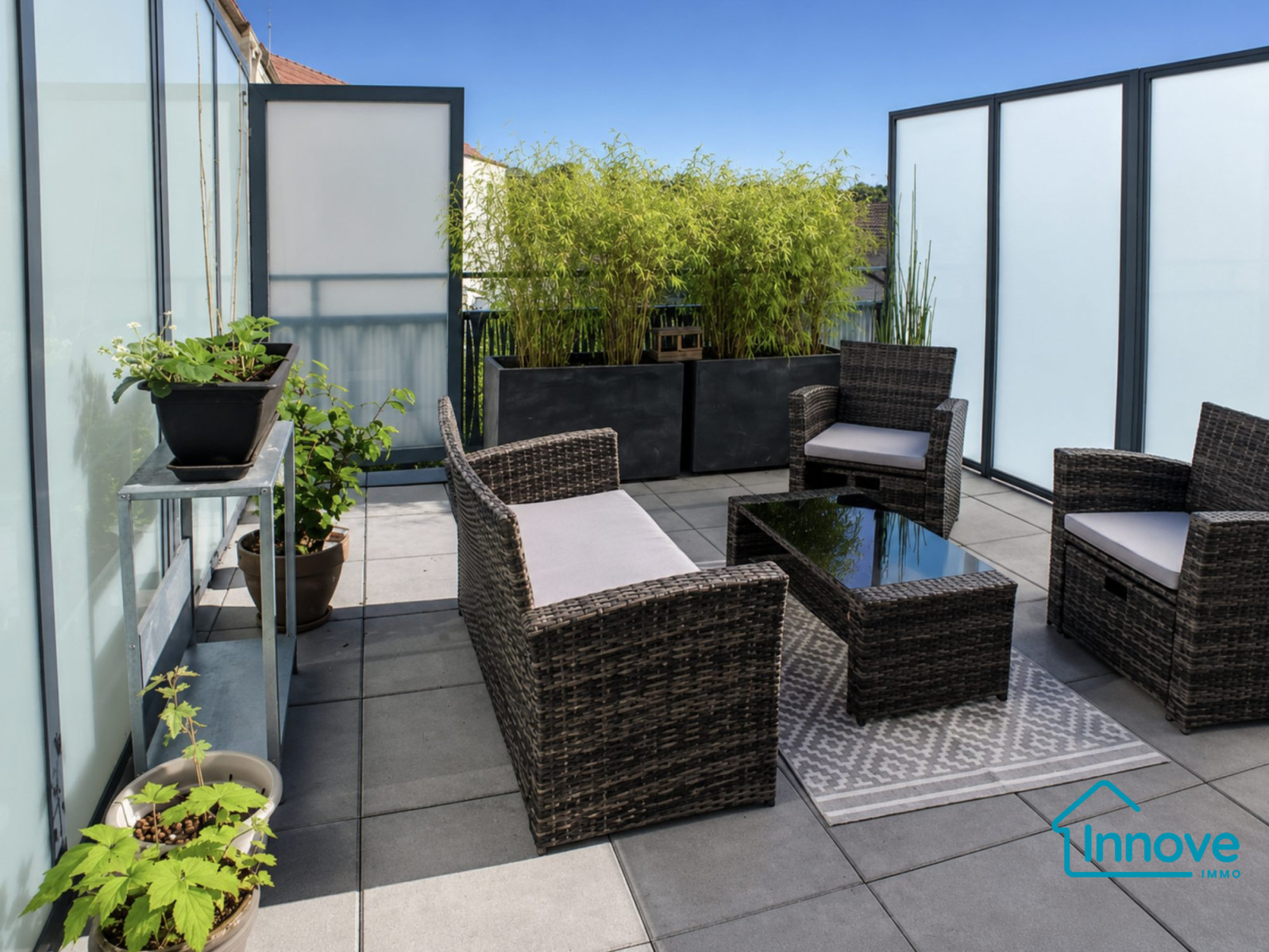 
                                                Vente
                                                 DUPLEX AVEC TERRASSE ENVIRONNEMENT PRIVILEGIE