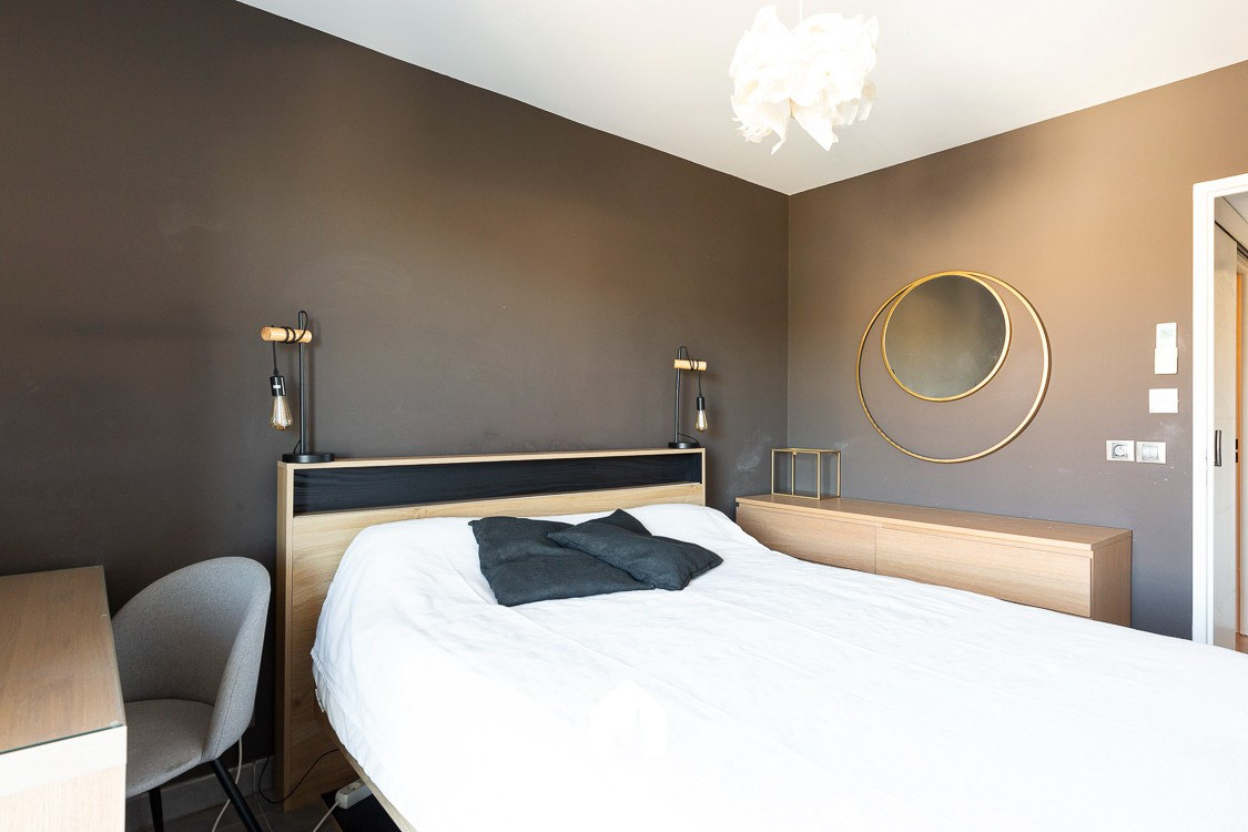 
                                                Location
                                                 Duplex Borely