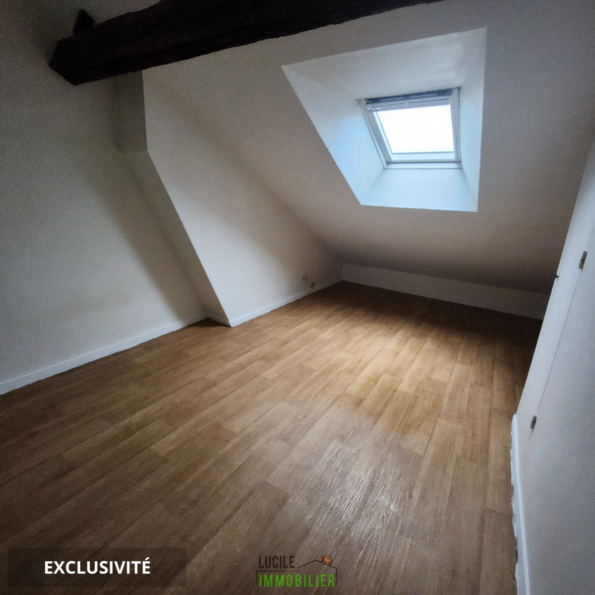 
                                                Location
                                                 duplex centre ville