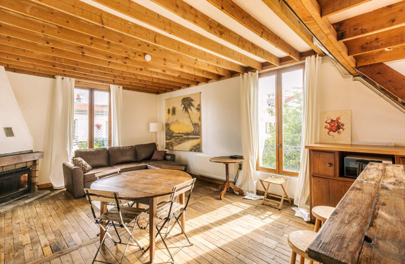 
                                                Location
                                                 Duplex Confortable aux Portes de Paris