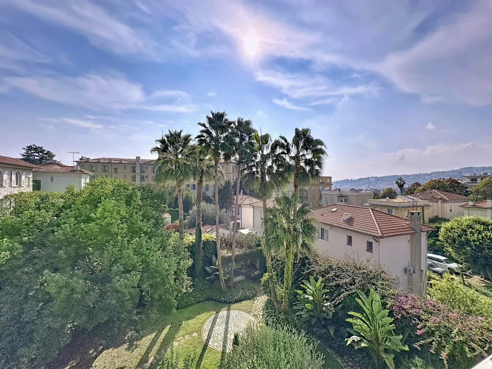 
                                                Vente
                                                 Duplex d’Exception à Cimiez