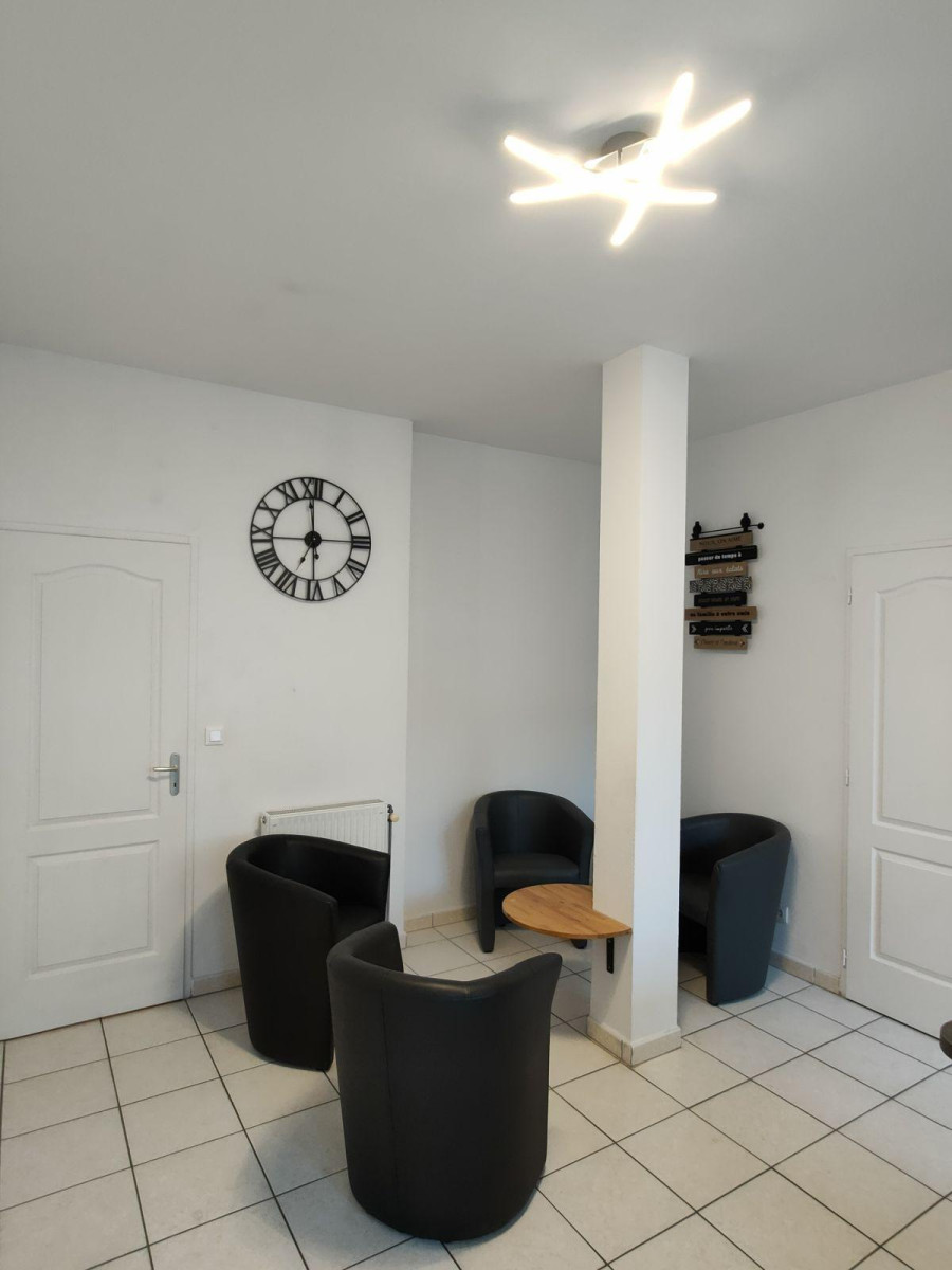 
                                                Location
                                                 Duplex dans résidence de 5 logements