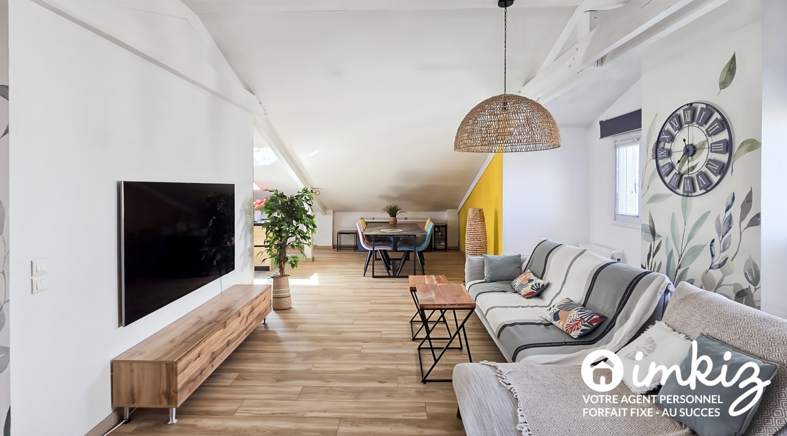 
                                                Vente
                                                 Duplex de 140m² au sol avec jardin