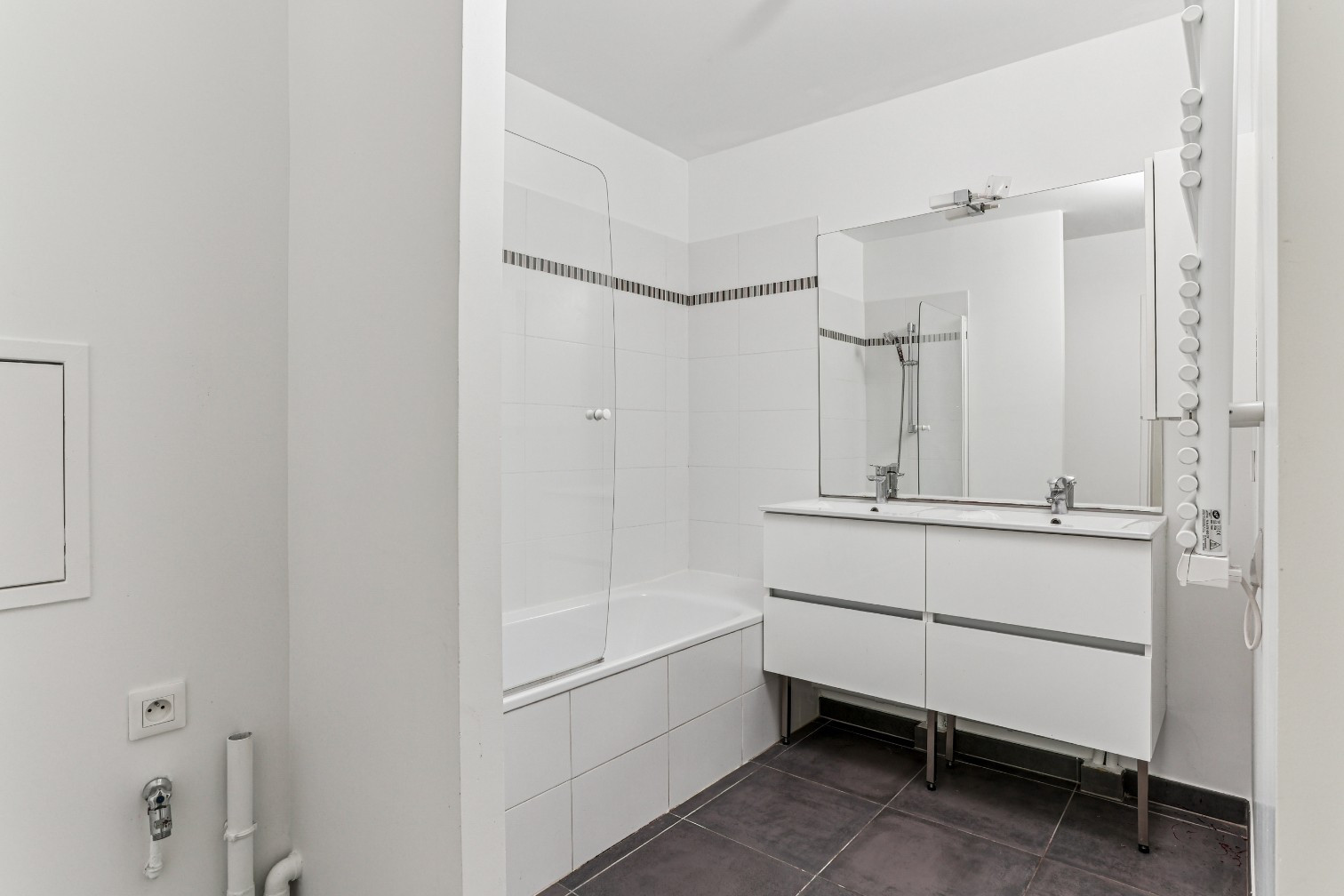 
                                                Vente
                                                 Duplex familial au dernier étage avec terrasse