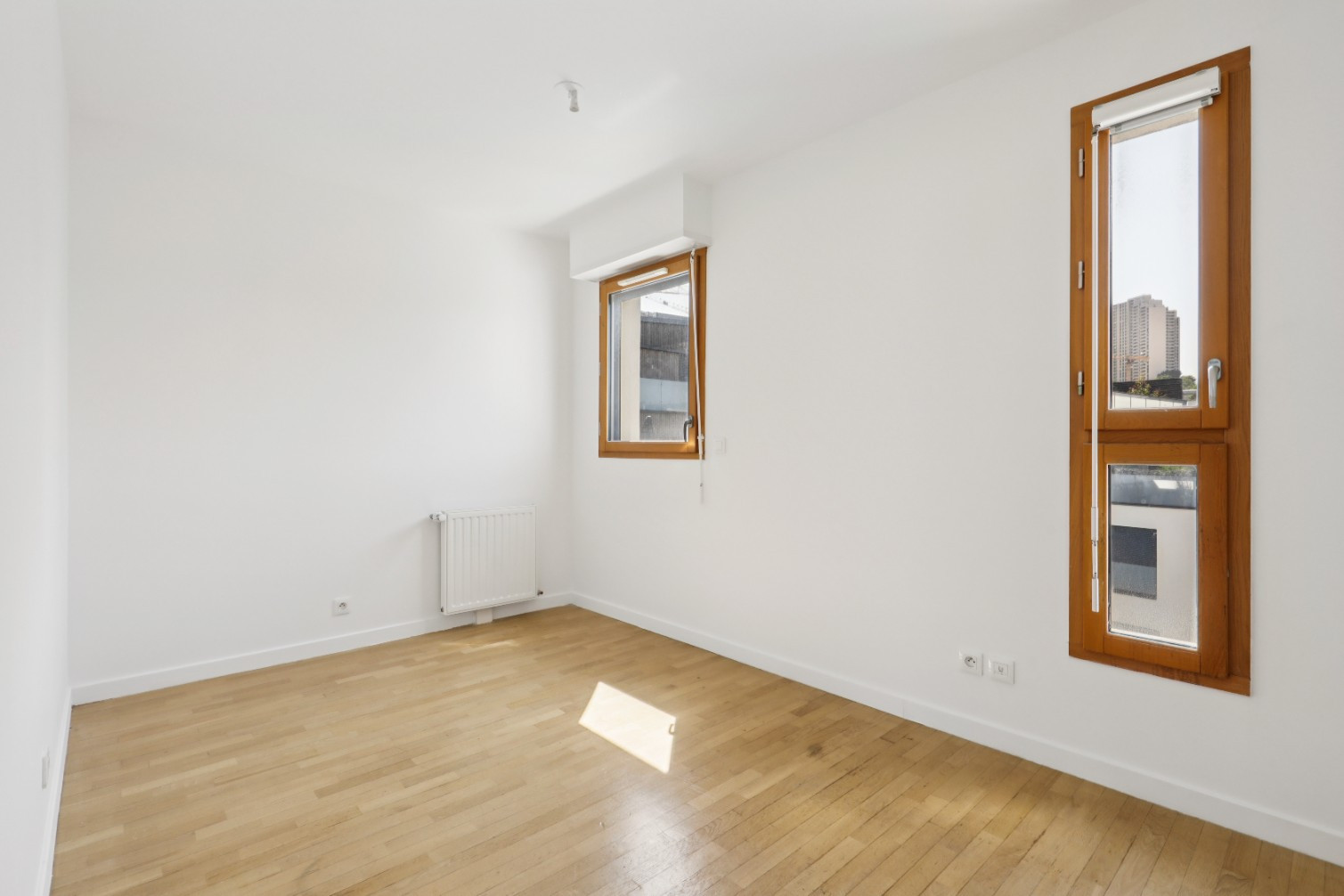 
                                                Vente
                                                 Duplex familial au dernier étage avec terrasses !