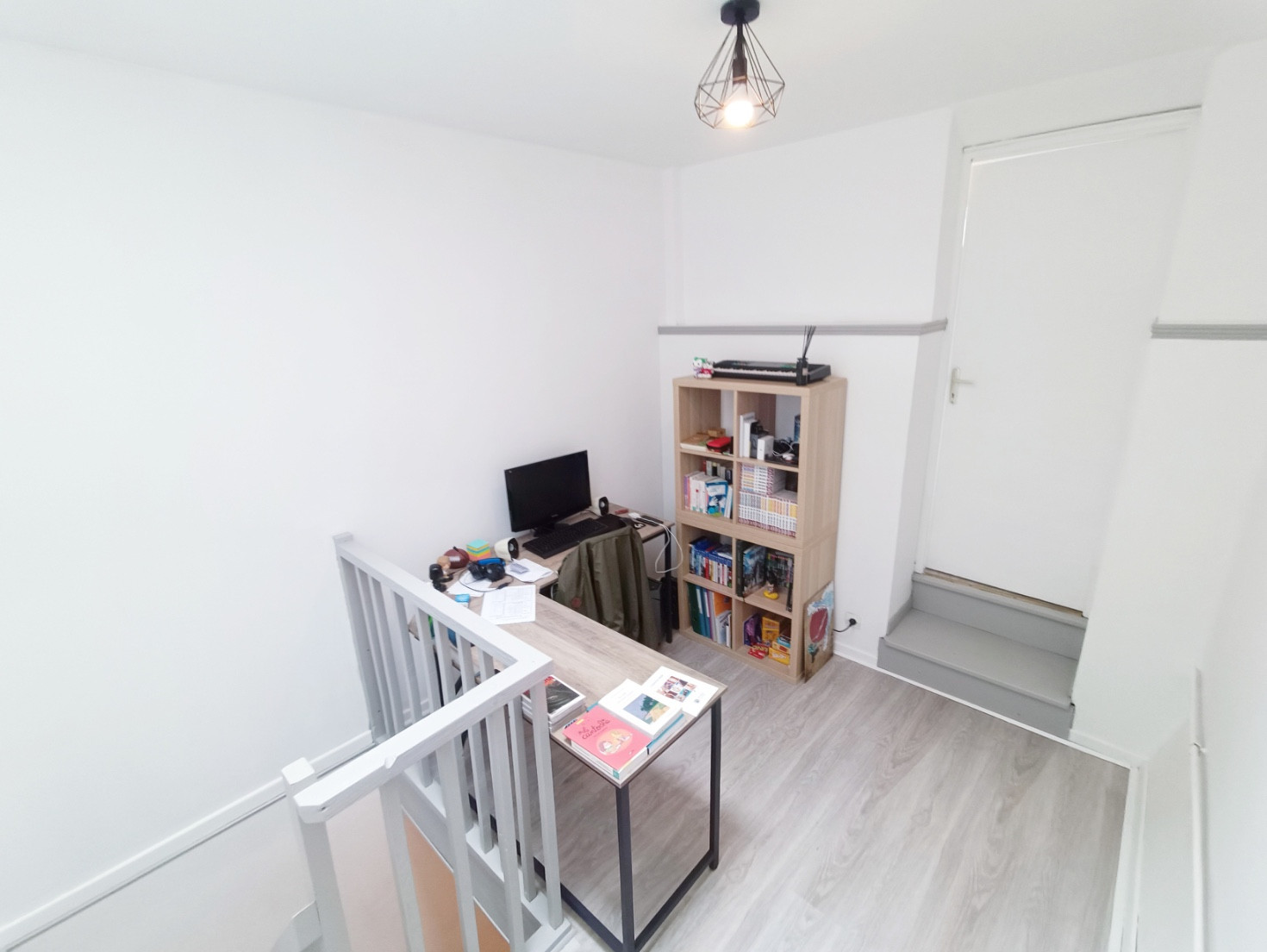
                                                Location
                                                 Duplex Hypercentre 35m2
