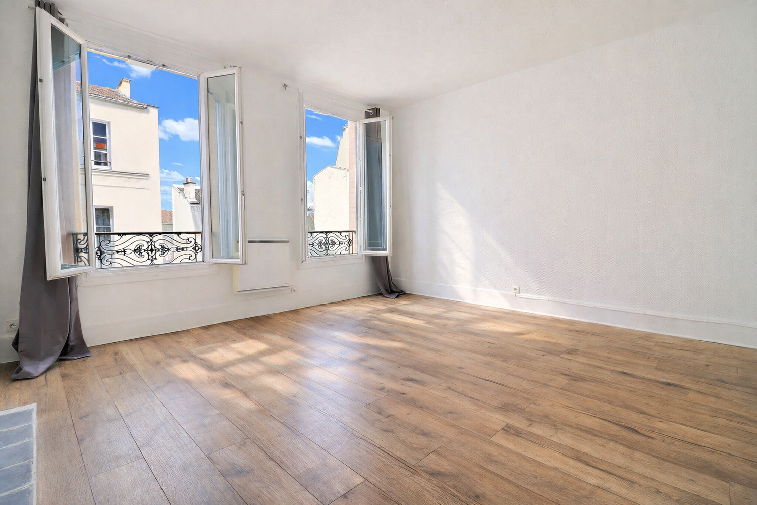 
                                                Vente
                                                 Duplex Lumineux avec terrasse