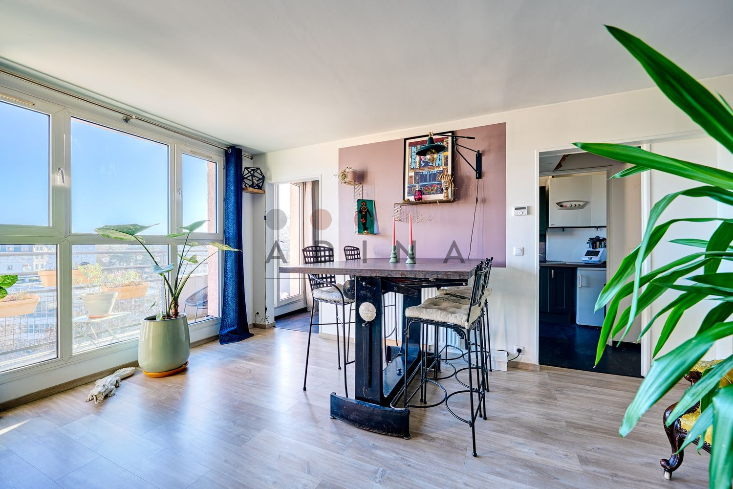 
                                                Vente
                                                 Duplex Lumineux de 4 Pièces