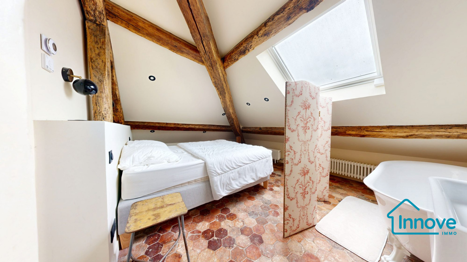 
                                                Location
                                                 Duplex meublé