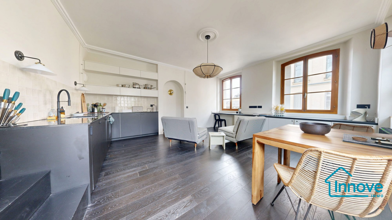 
                                                Location
                                                 Duplex meublé