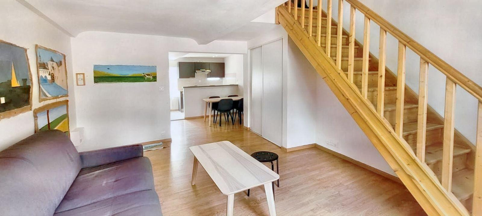 
                                                Location
                                                 Duplex meublé / Bail mobilité /Centre-ville Bayeux