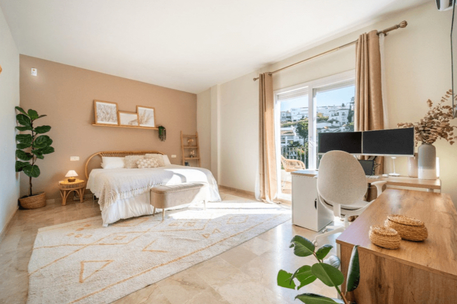 
                                                Vente
                                                 Duplex Penthouse à La Quinta