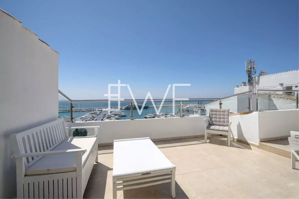 
                                                Vente
                                                 Duplex Penthouse Puerto Banus avec Vue Mer