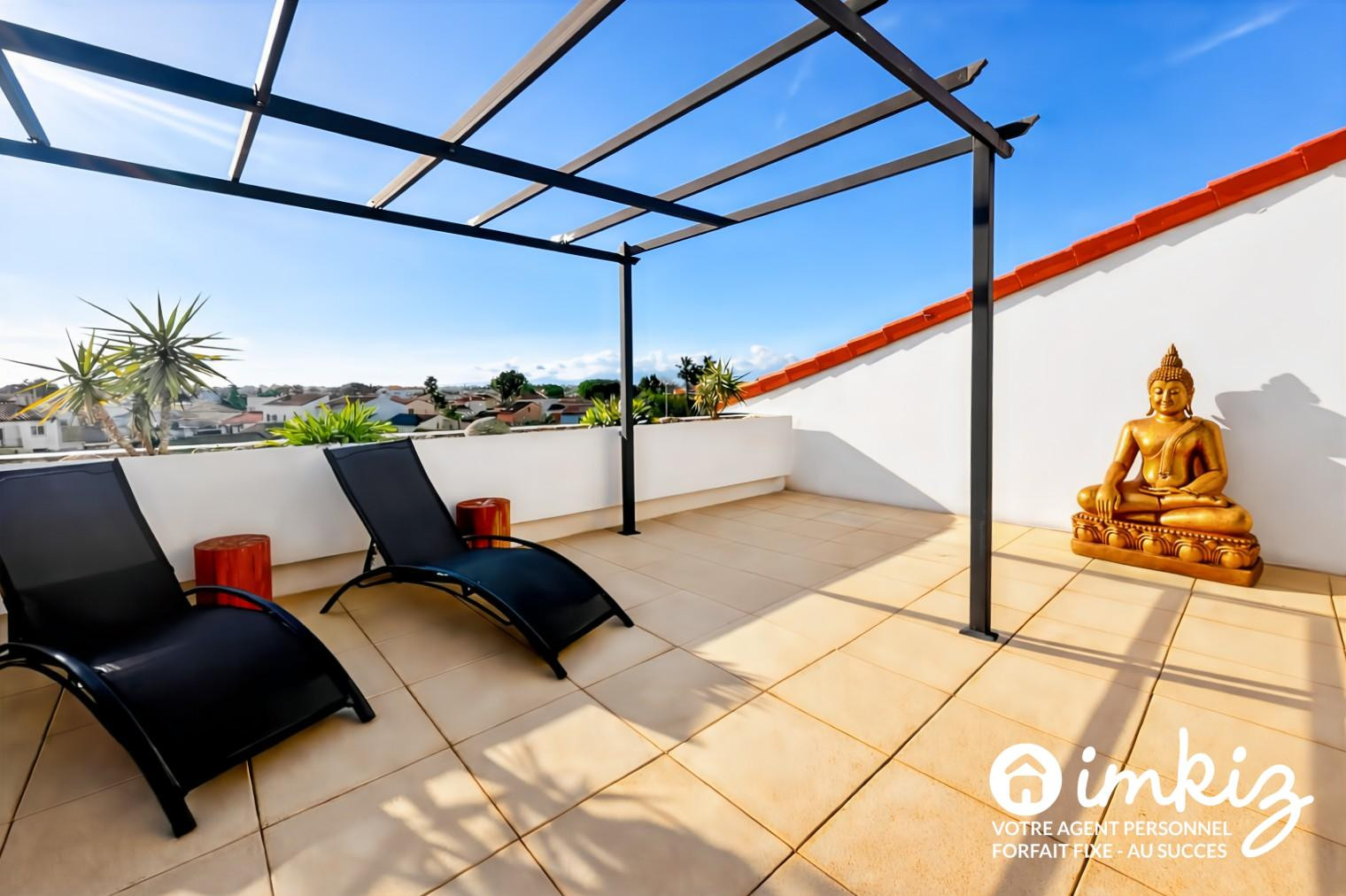 
                                                Vente
                                                 Duplex rénové 84 m² • Sainte-Marie la mer