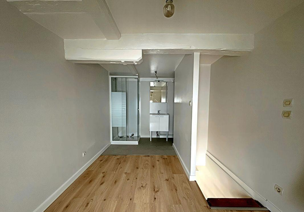 
                                                Location
                                                 Duplex Rouen