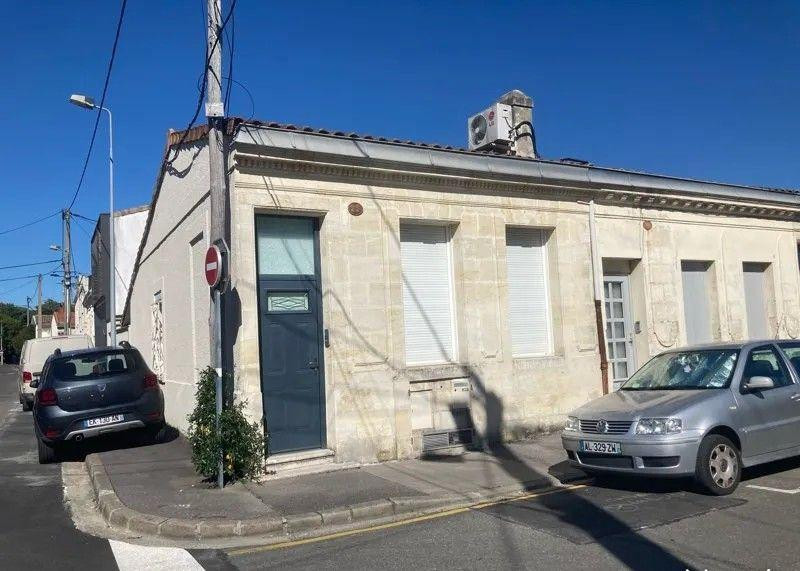 
                                                Location
                                                 Échoppe-maison 71m² quartier Saint-Augustin