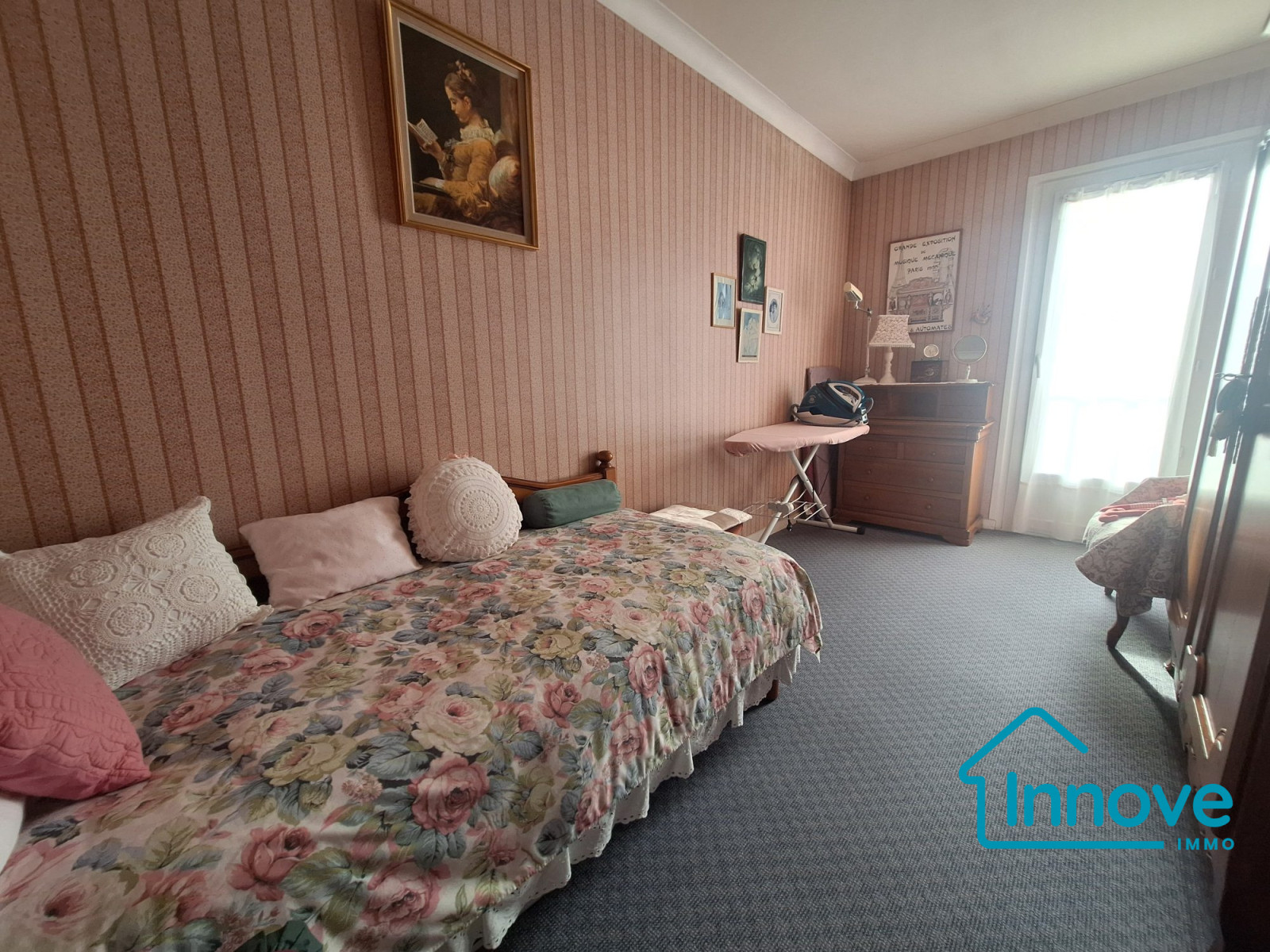 
                                                Vente
                                                 Elancourt : Maison récente avec 4 chambres/1 grenier aménageab