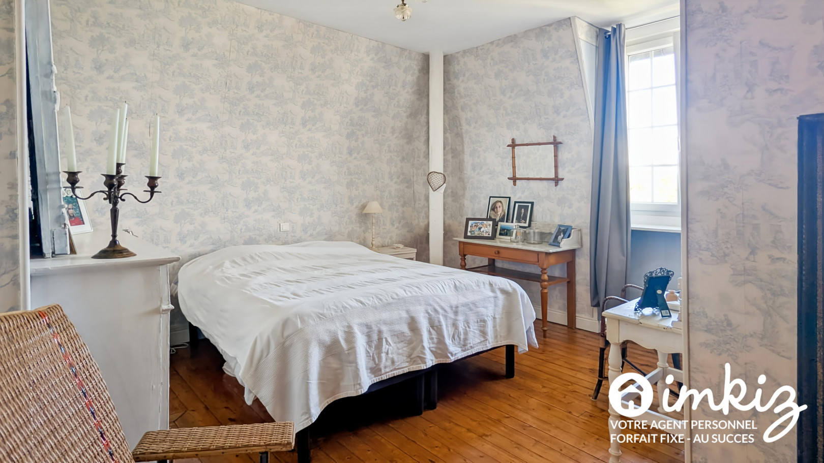 
                                                Vente
                                                 Élégante Maison de Maître 10 pièces 274 m2