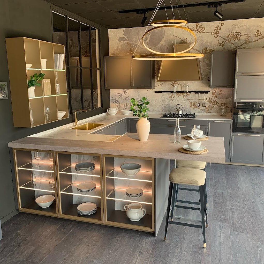 
                                                Vente
                                                 CUISINISTE AMEUBLEMENT  EMPLACEMENT N°1