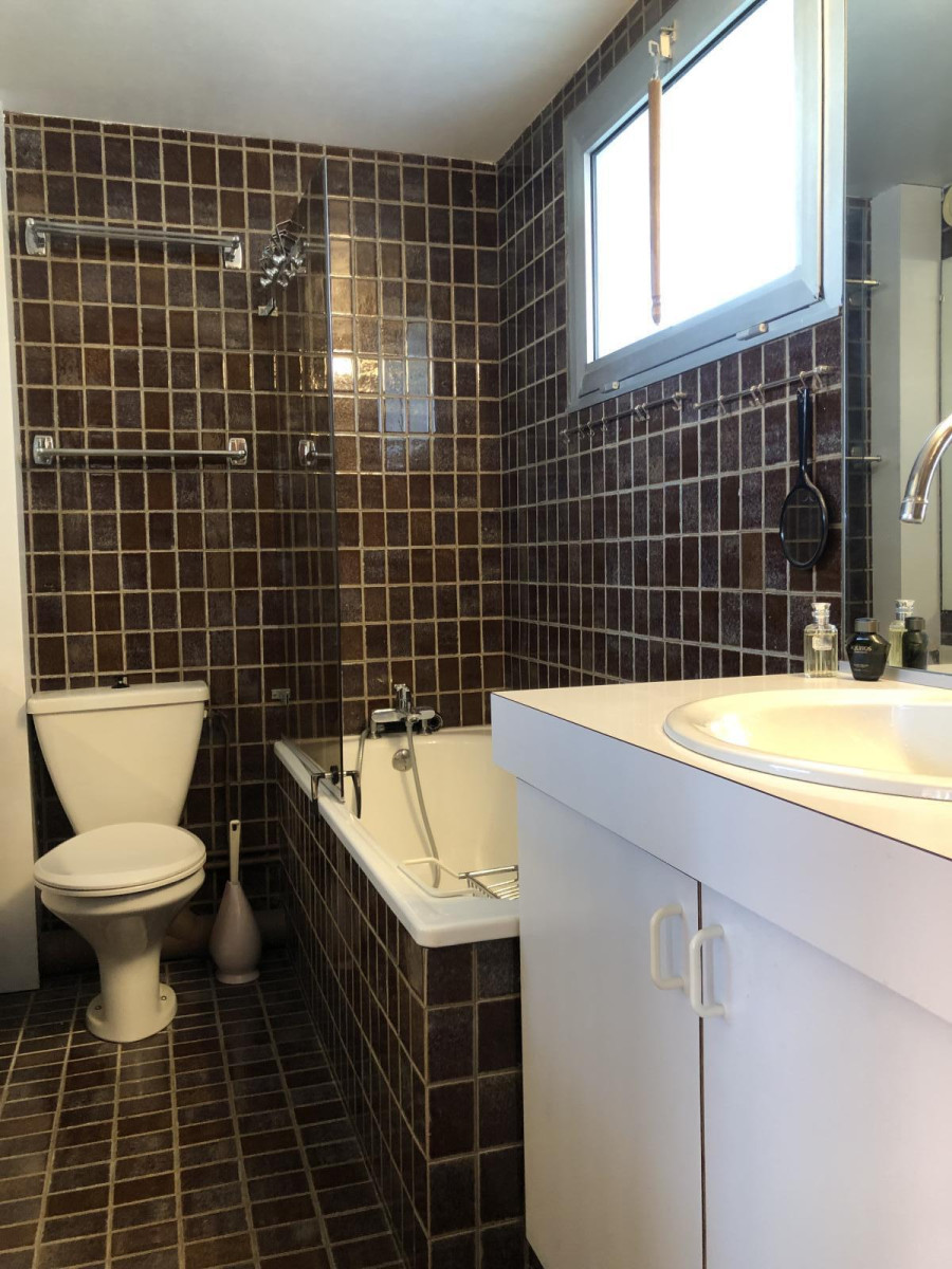 
                                                Location
                                                 EMPLACEMENT RARE - vue mer & terrasse plein sud