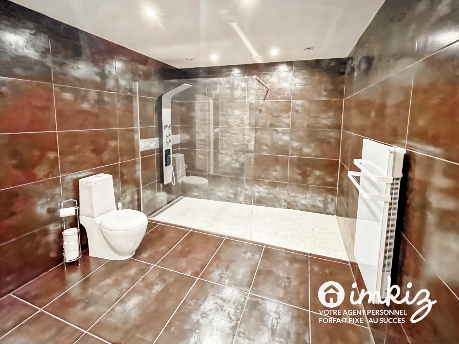 
                                                Vente
                                                 Ensemble de 2 corps de ferme, piscine