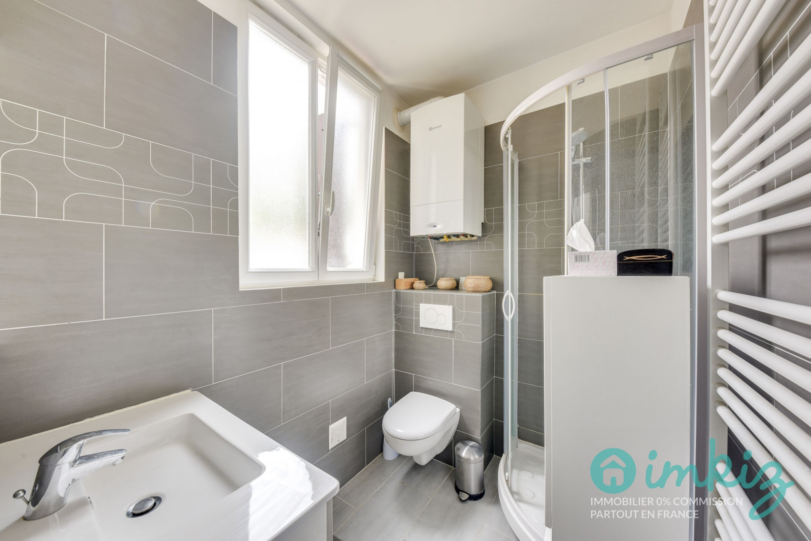 Vente
                                                 Ensemble de 4 appartements séparés de 2 pièces chacun