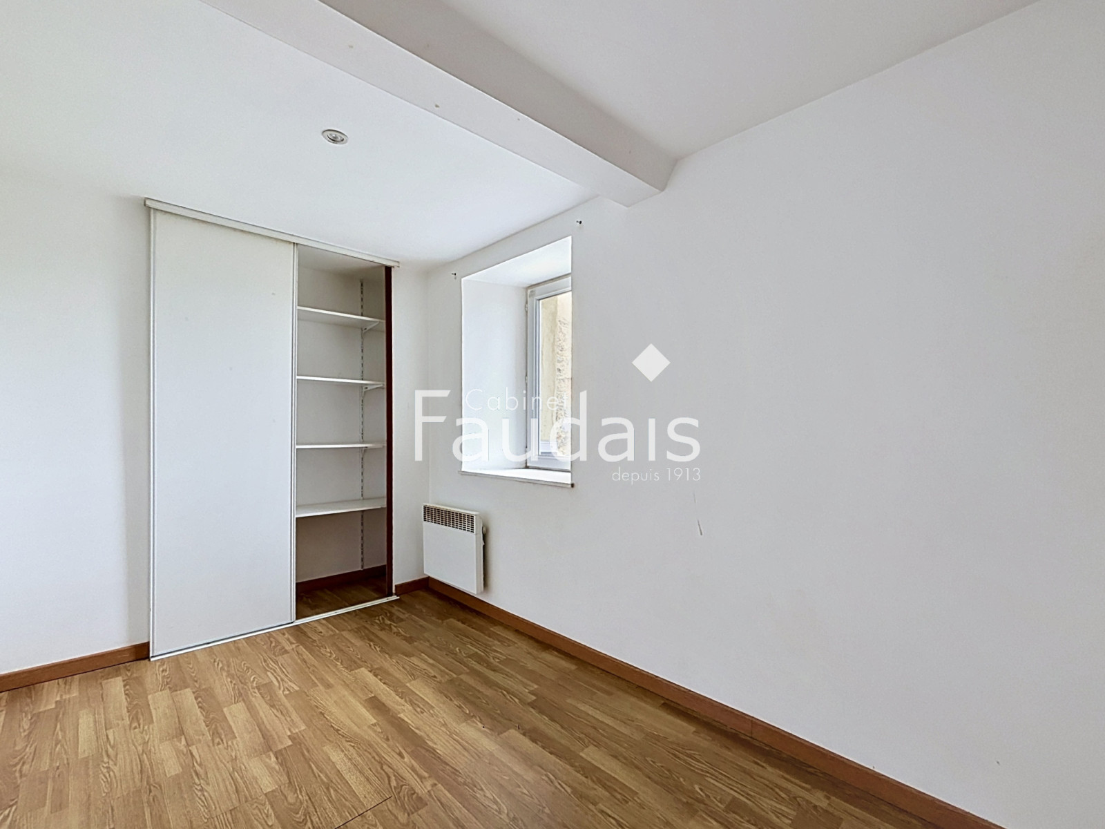 
                                                Vente
                                                 ENSEMBLE DE DEUX MAISONS IDEAL INVESTISSEMENT