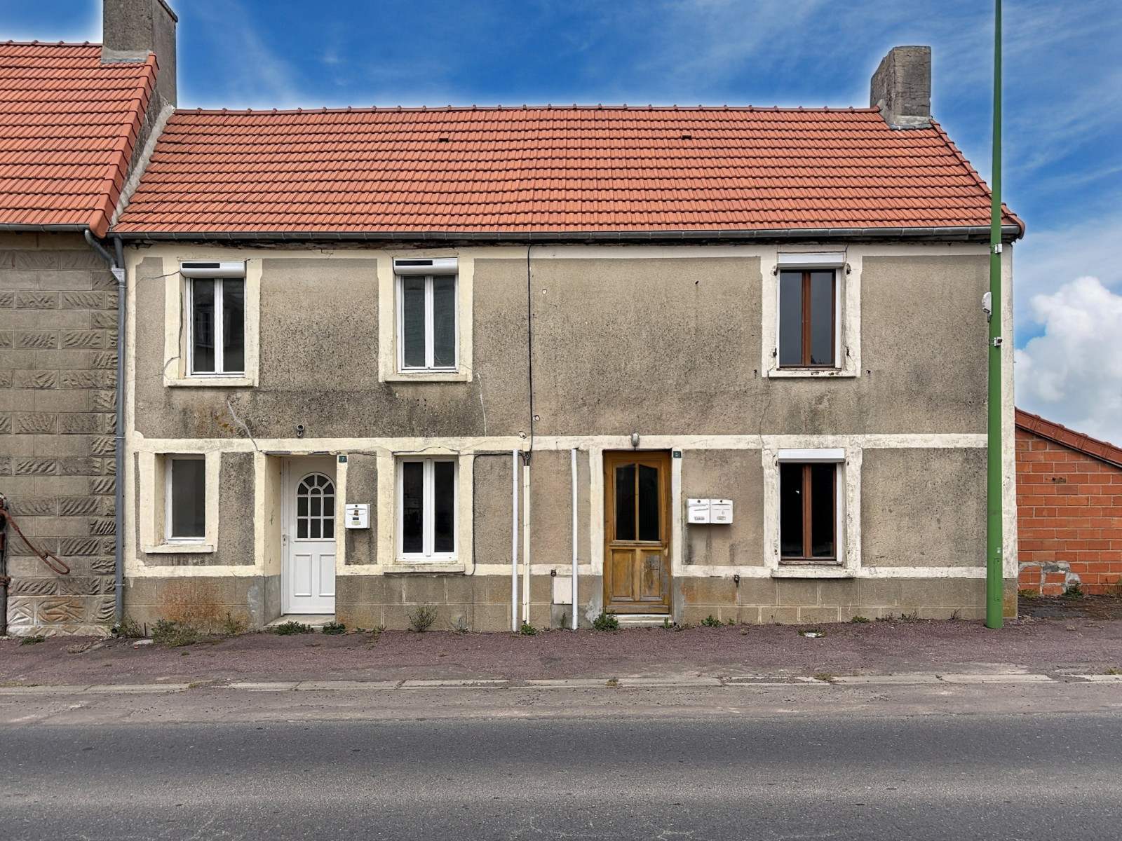 
                                                Vente
                                                 ENSEMBLE DE DEUX MAISONS IDEAL INVESTISSEMENT