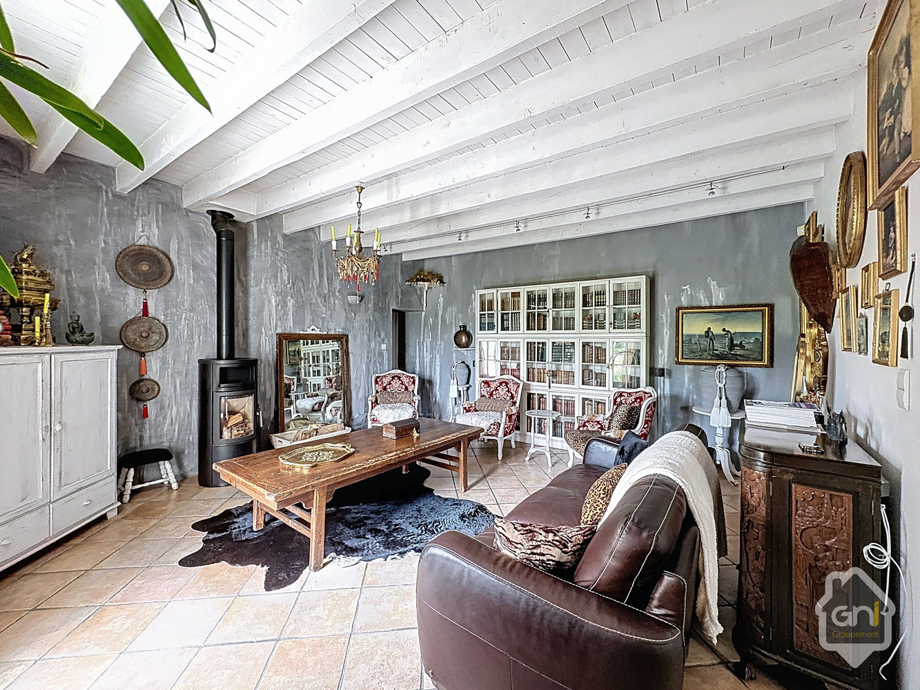 
                                                Vente
                                                 Entre Alpilles et Luberon, Mas d'exception.