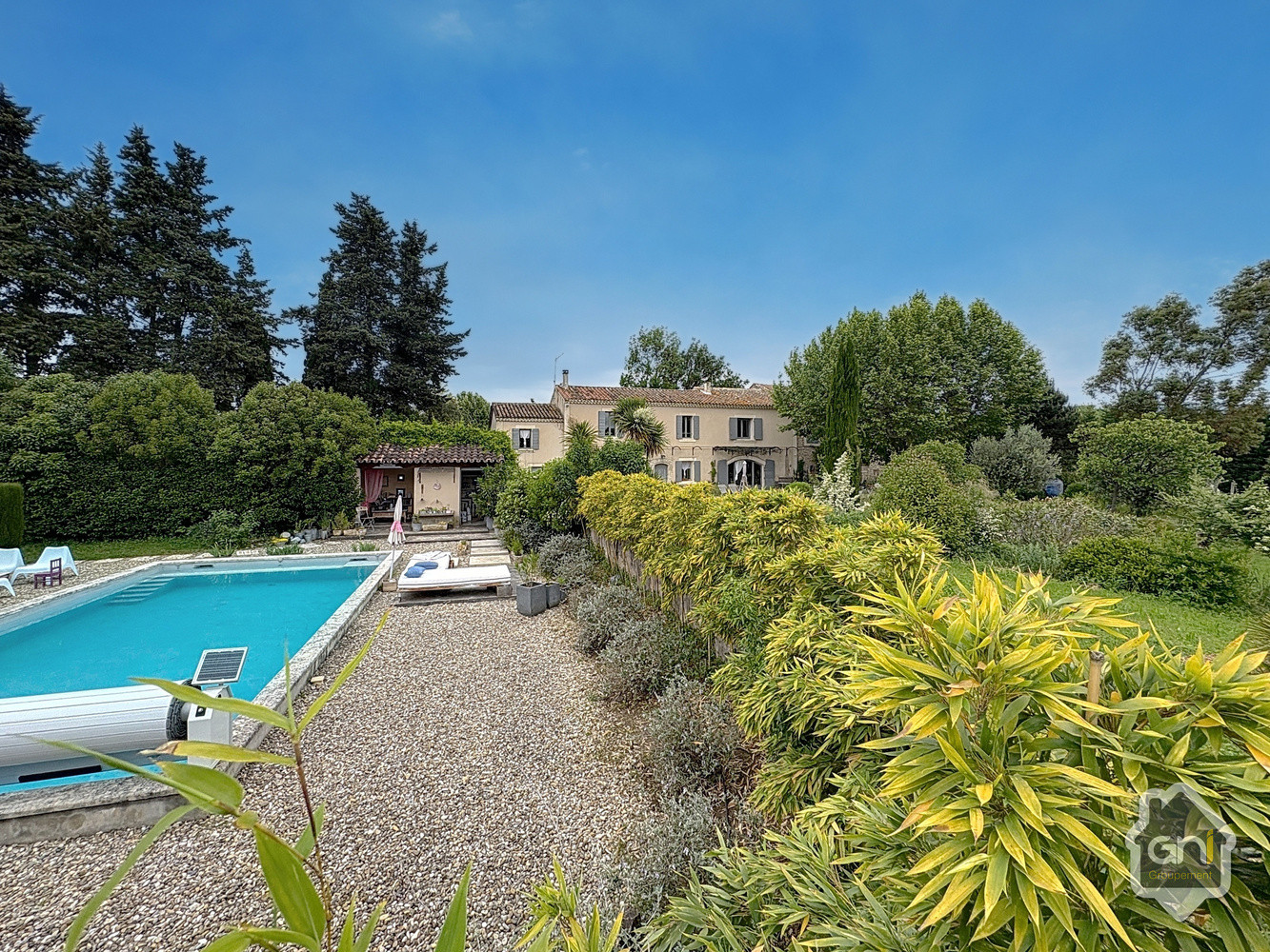 
                                                Vente
                                                 Entre Alpilles et Luberon, Mas d'exception.