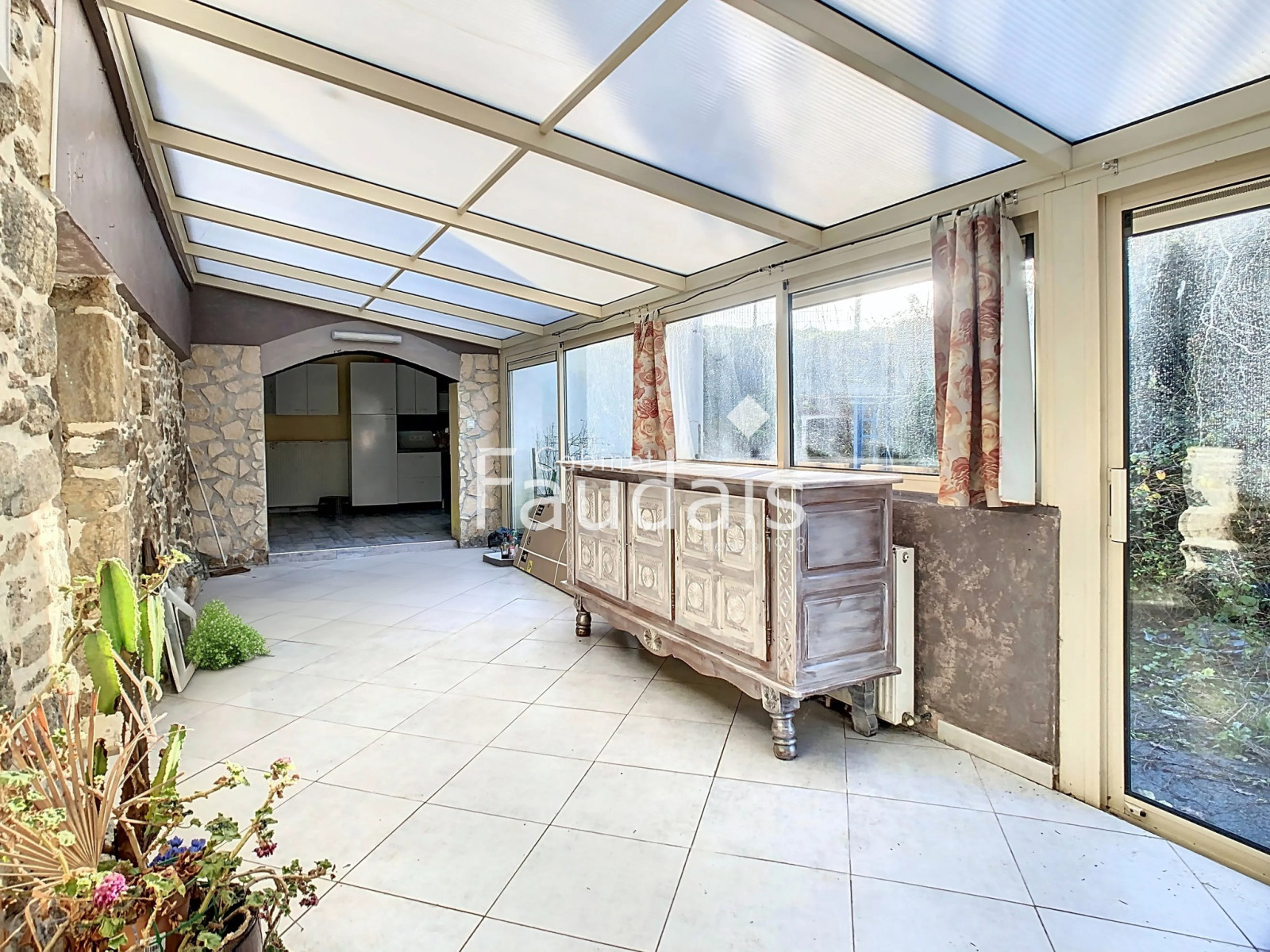 
                                                Vente
                                                 ENTRE SAINT-LO et COUTANCES 