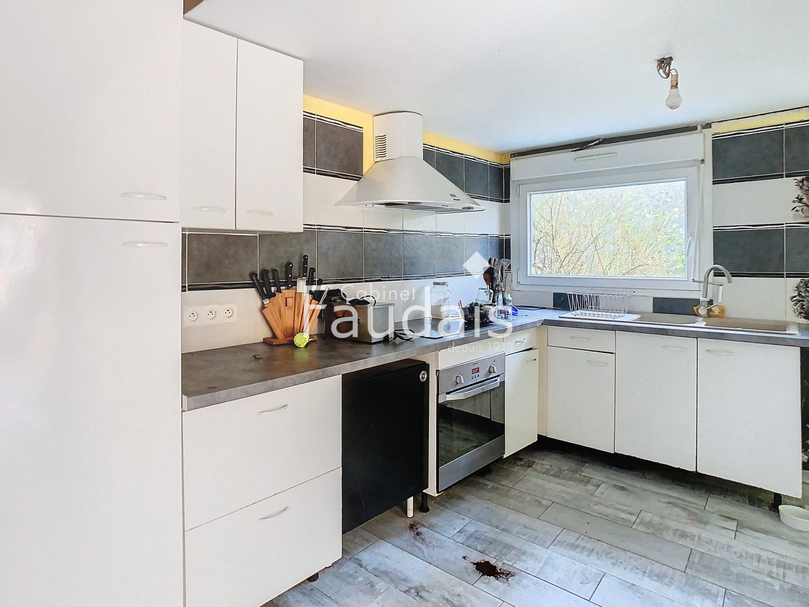 
                                                Vente
                                                 ENTRE SAINT-LO et COUTANCES 