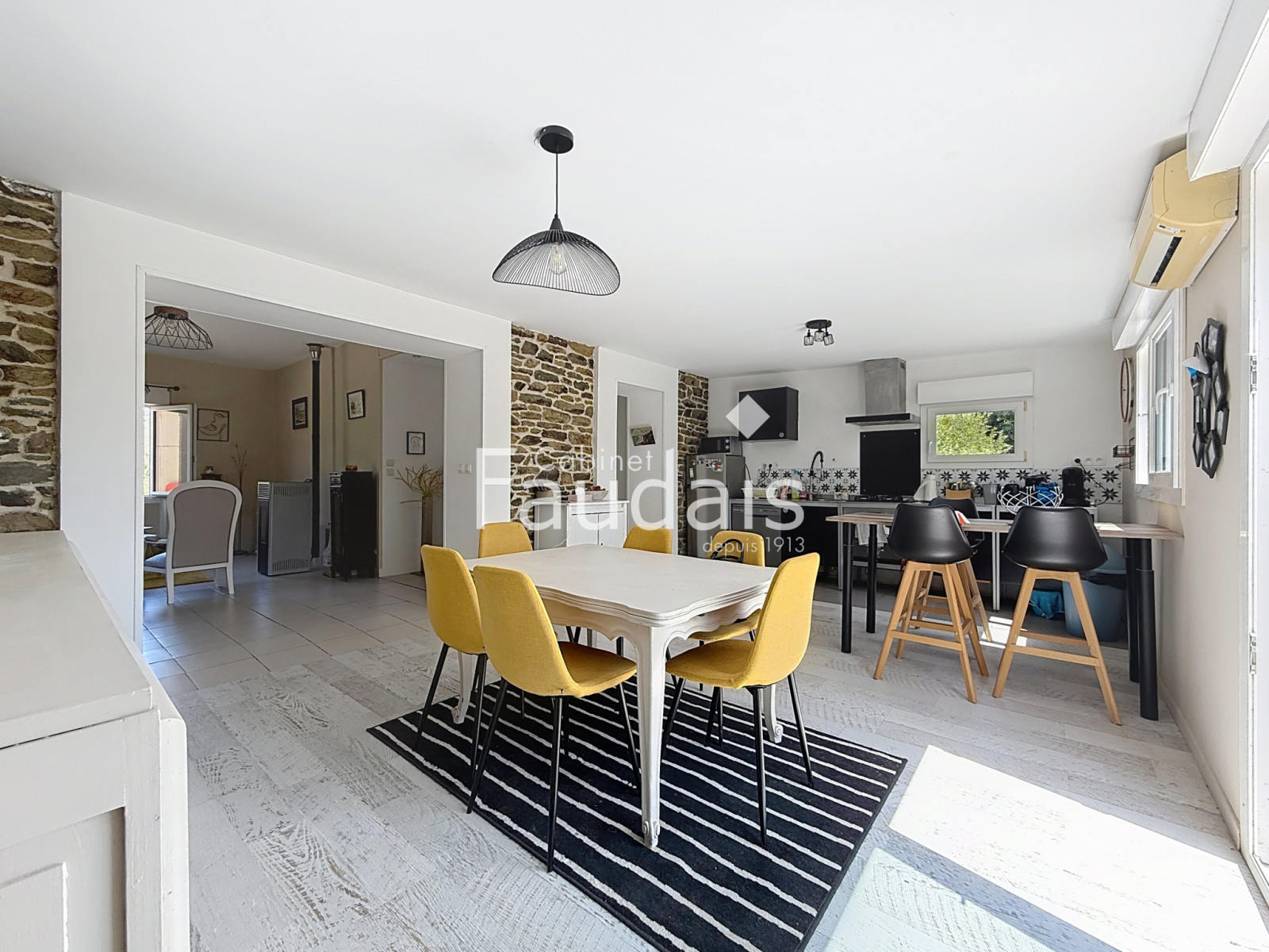 
                                                Vente
                                                 entre SAINT LO et VIRE