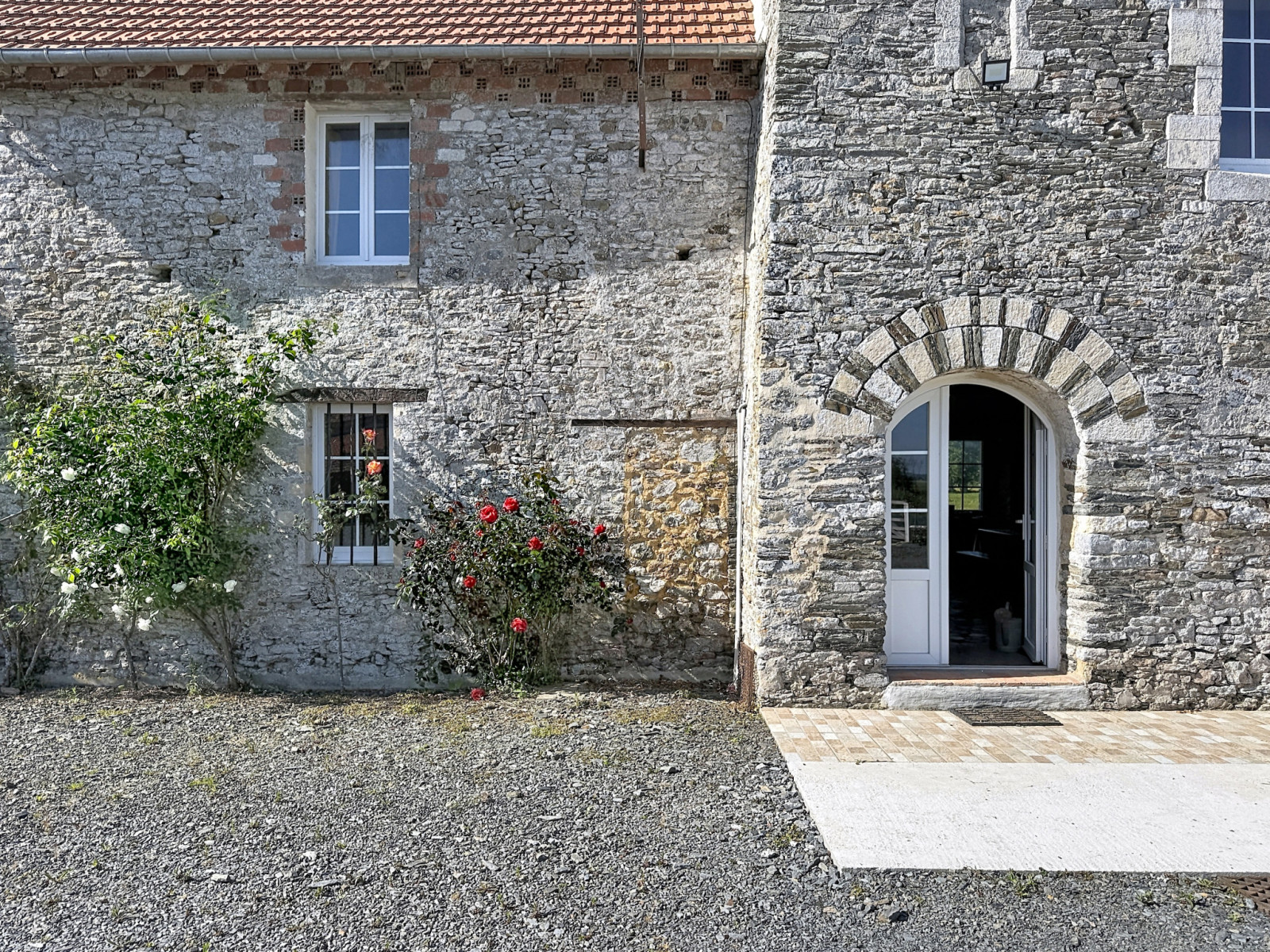 
                                                Vente
                                                 entre ST LO et ISIGNY