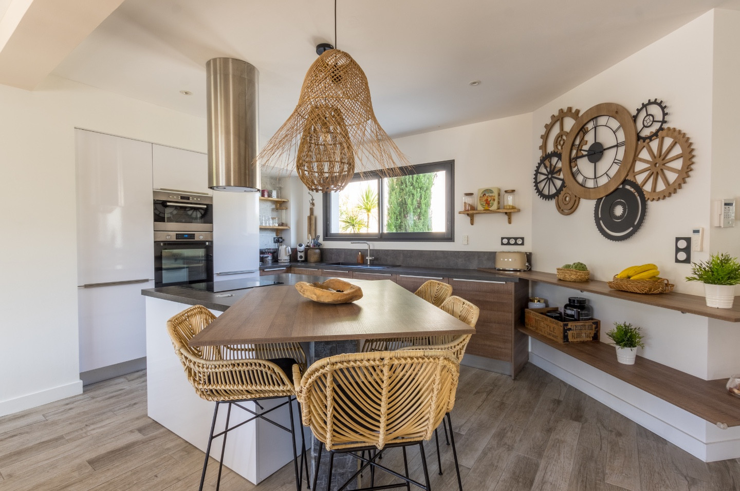 
                                                Vente
                                                 🏡 ENTRE-VIGNES – MAISON CONTEMPORAINE 3 CHAMBRES