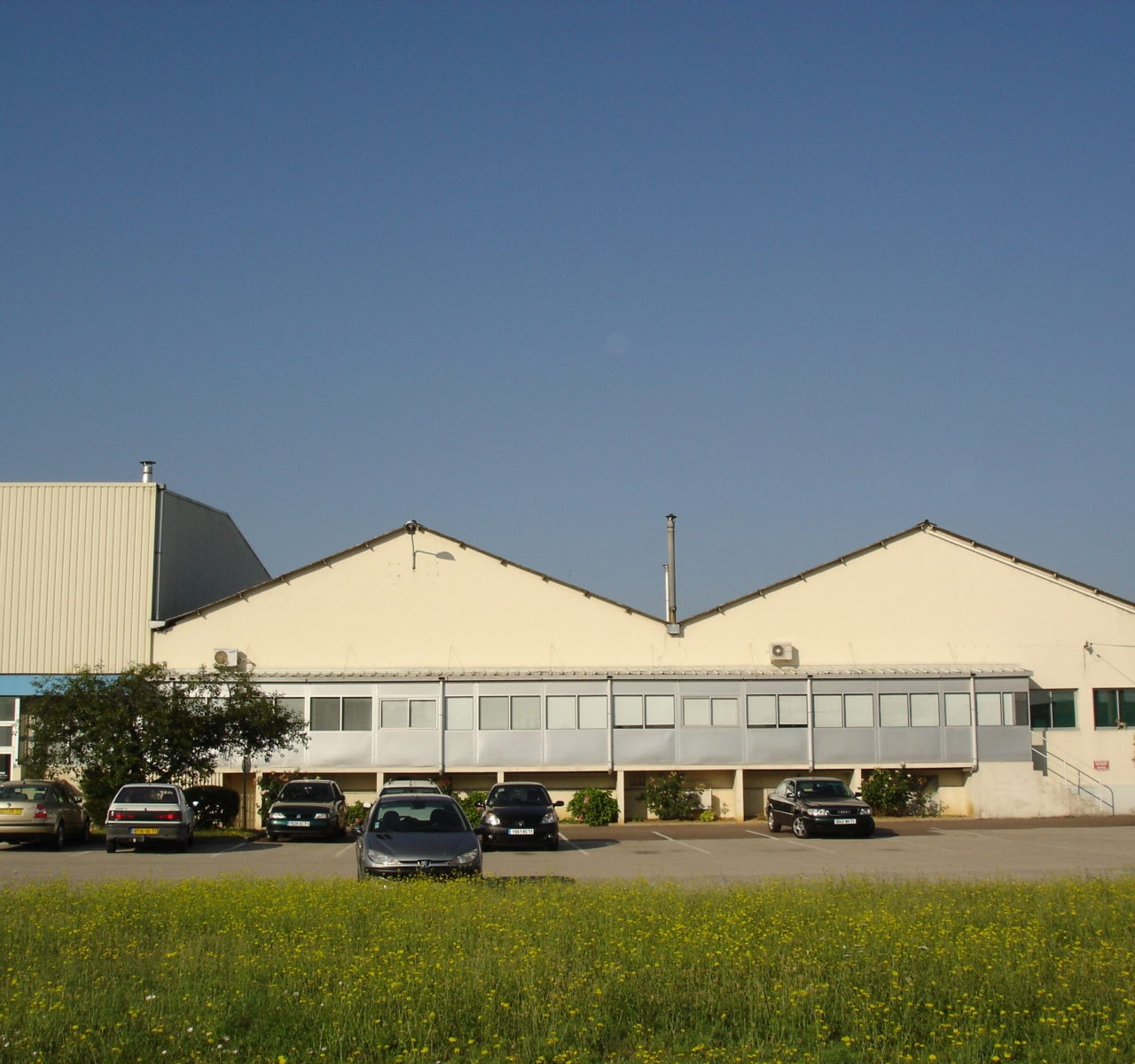 
                                                Location
                                                 Entrepôt d'une surface de 6 000 m² à vendre ou à louer - Sud Bourgogne