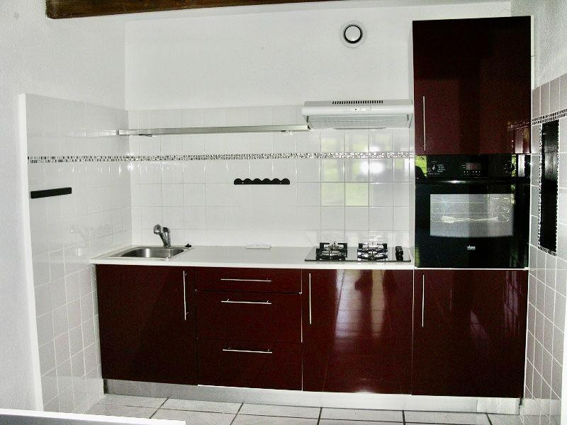 
                                                Location
                                                 Environnement calme et arboré.