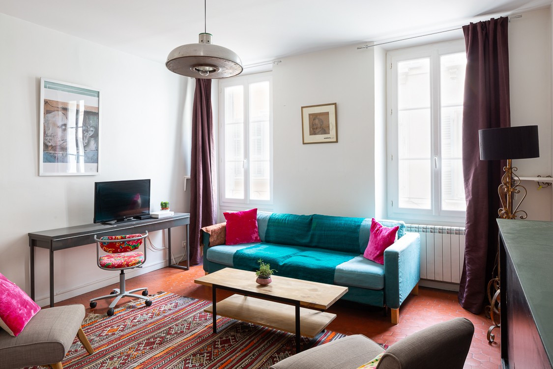 
                                                Location
                                                 Evêché