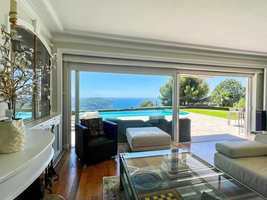 
                                                Vente
                                                 Exceptionnel à Villefranche-sur-Mer/co-exclusivité
