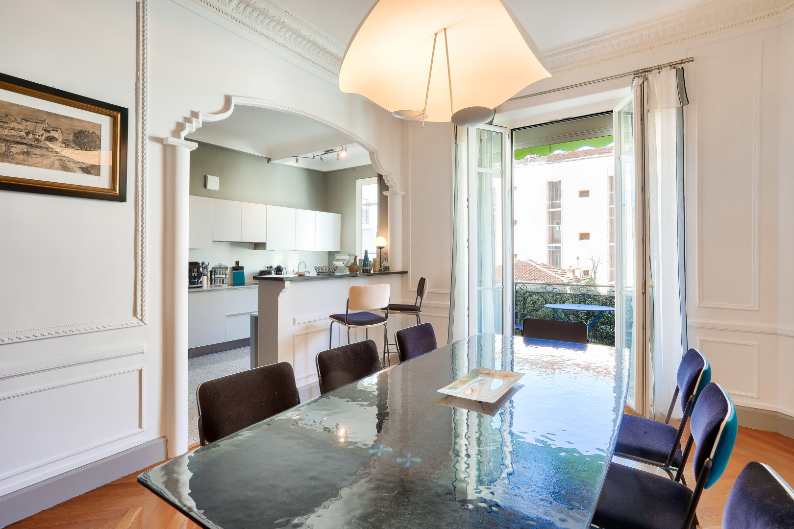 
                                                Vente
                                                 Exceptionnel appartement de 171 m2 situé au coeur du quartier des Musiciens avec vue sur les jardins Mozart